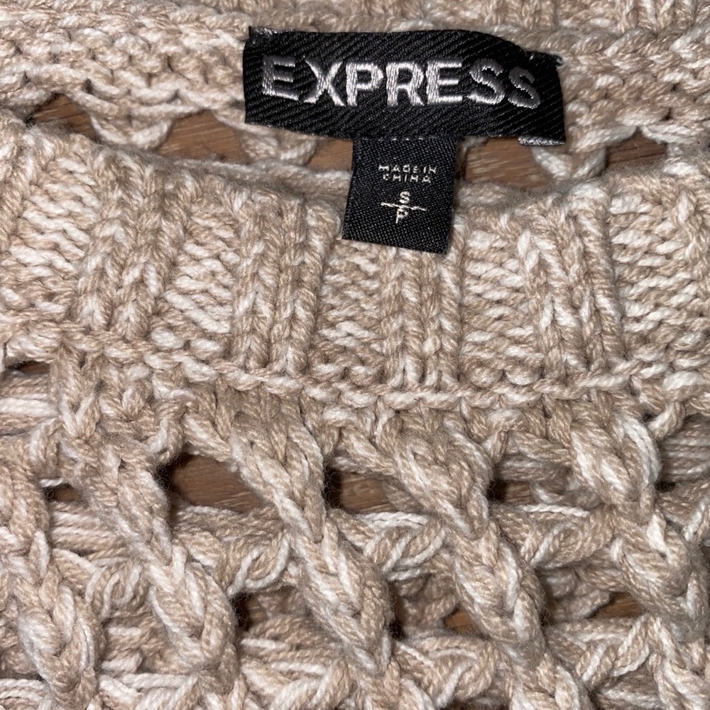 Express Sweater - Picture 2 of 2